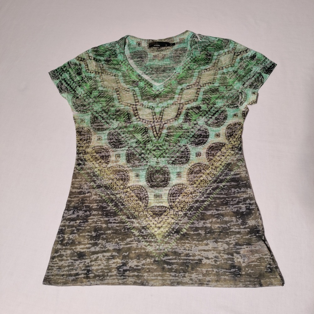 Prana Sheer‎ V Neck Shirt Green Geometric Print Women Sz S USA Made - Imperfect